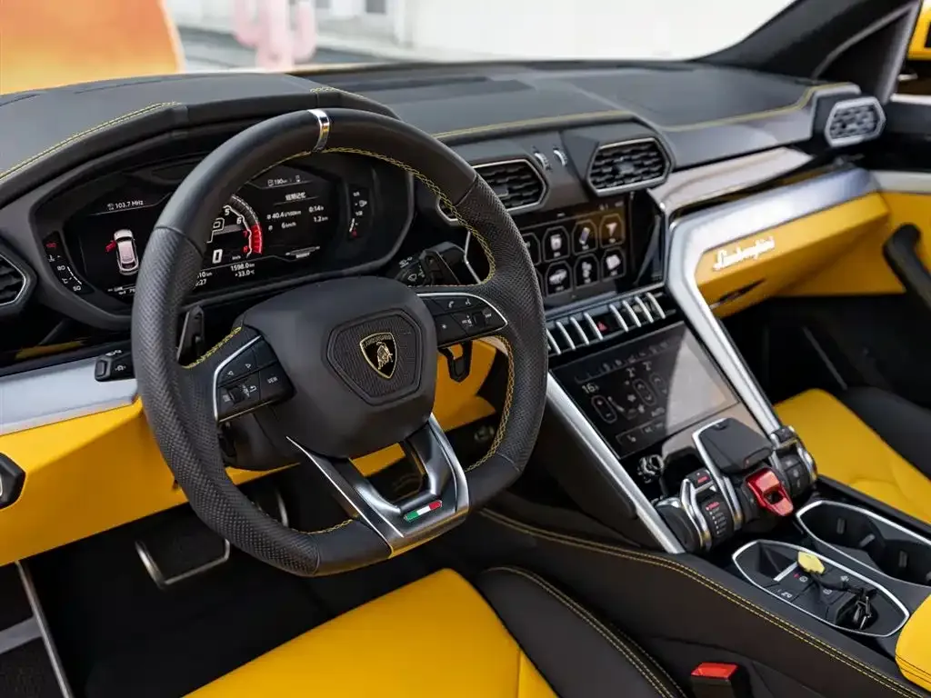 Lamborghini Urus — фото 6