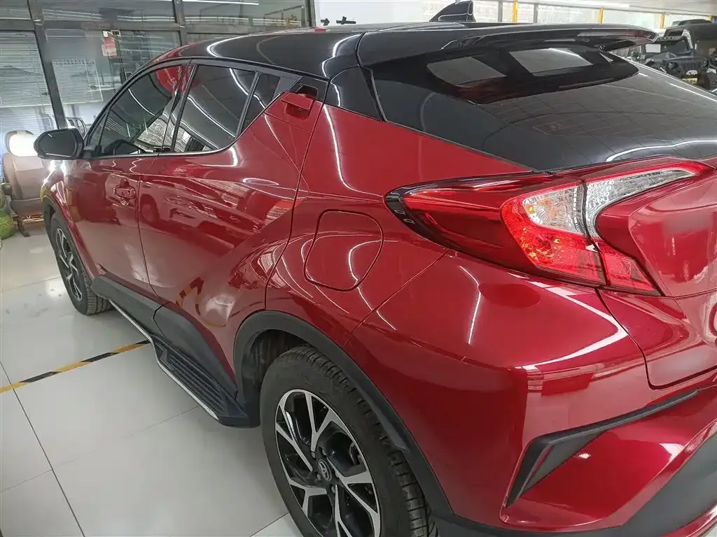 Toyota C-HR — фото 10