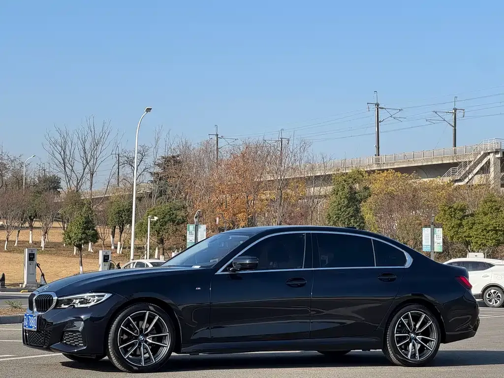 BMW 3 Series — фото 1