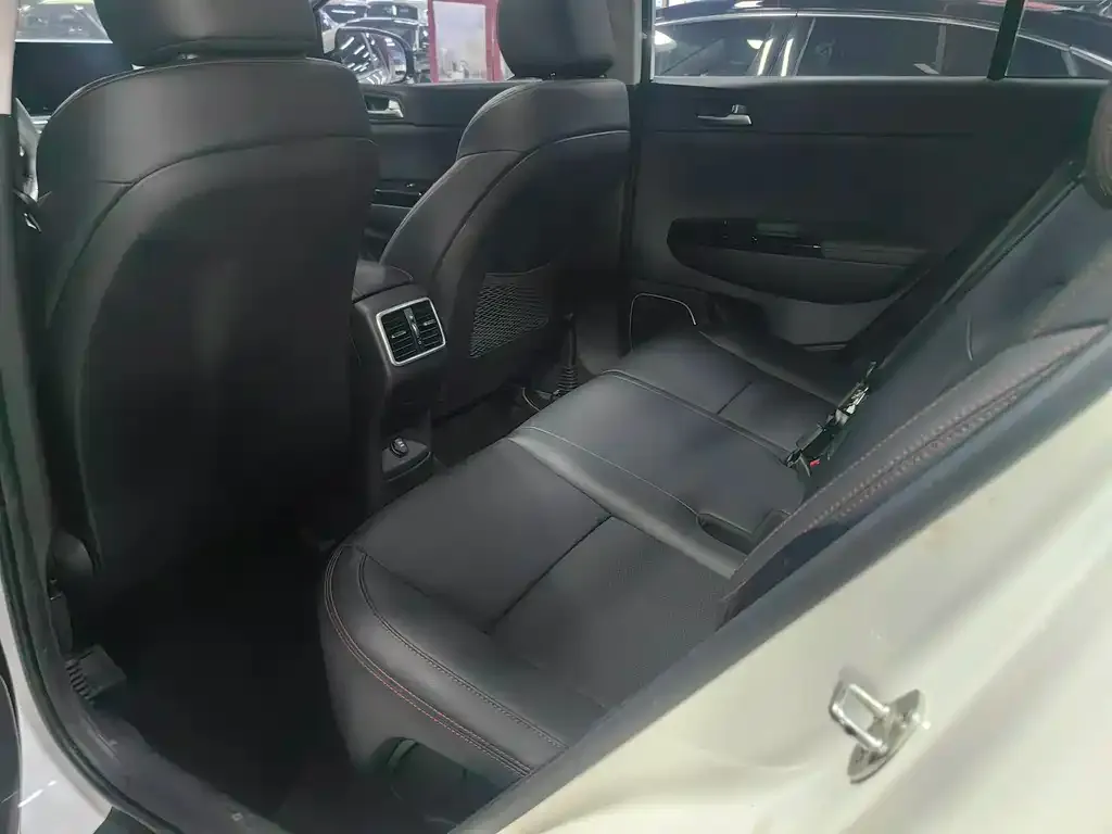 Kia KX5 — фото 5