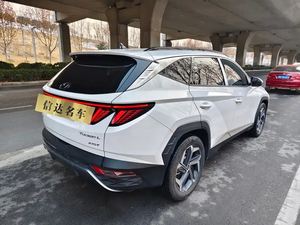 Hyundai Tucson — фото 8