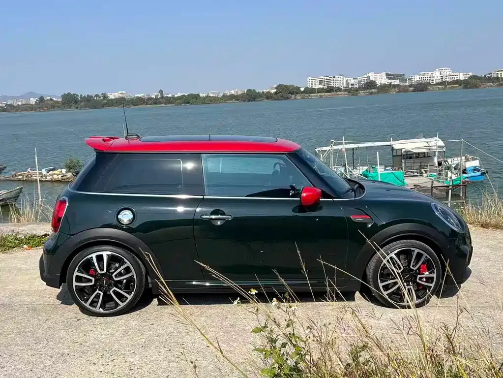 MINI JCW (John Cooper Works) — фото 8
