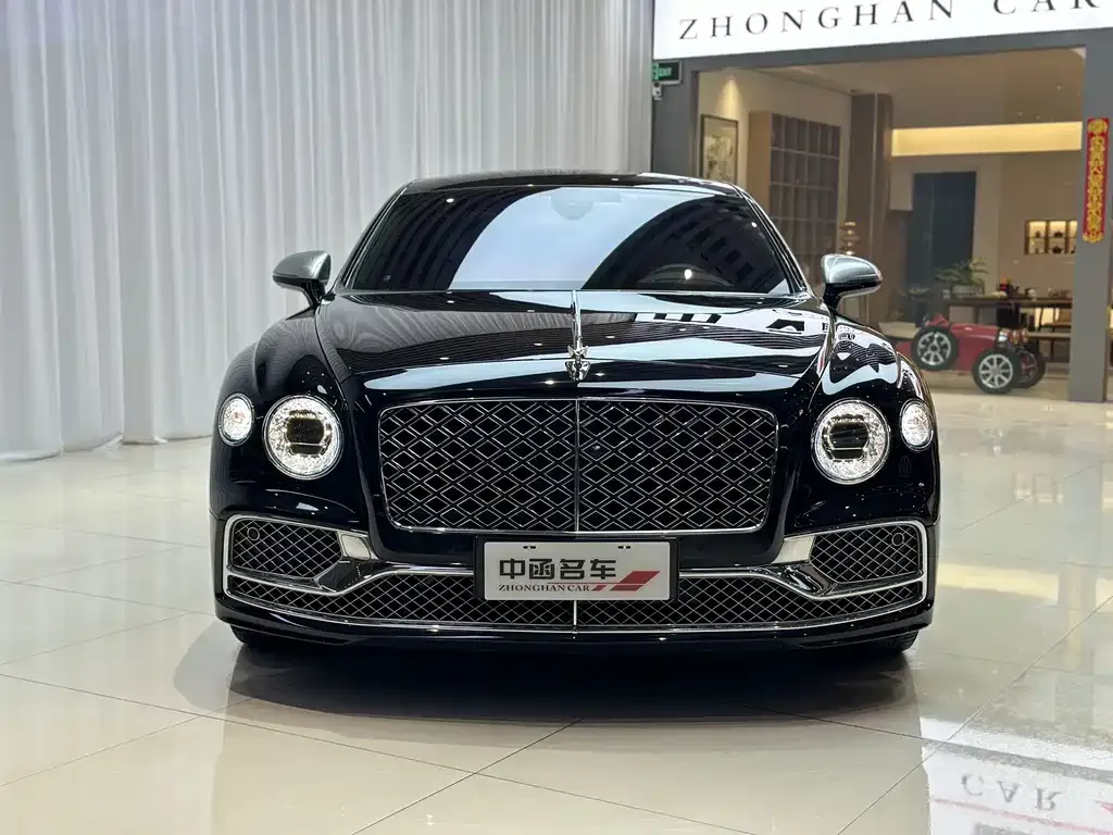 Bentley Flying Spur PHEV — фото 3