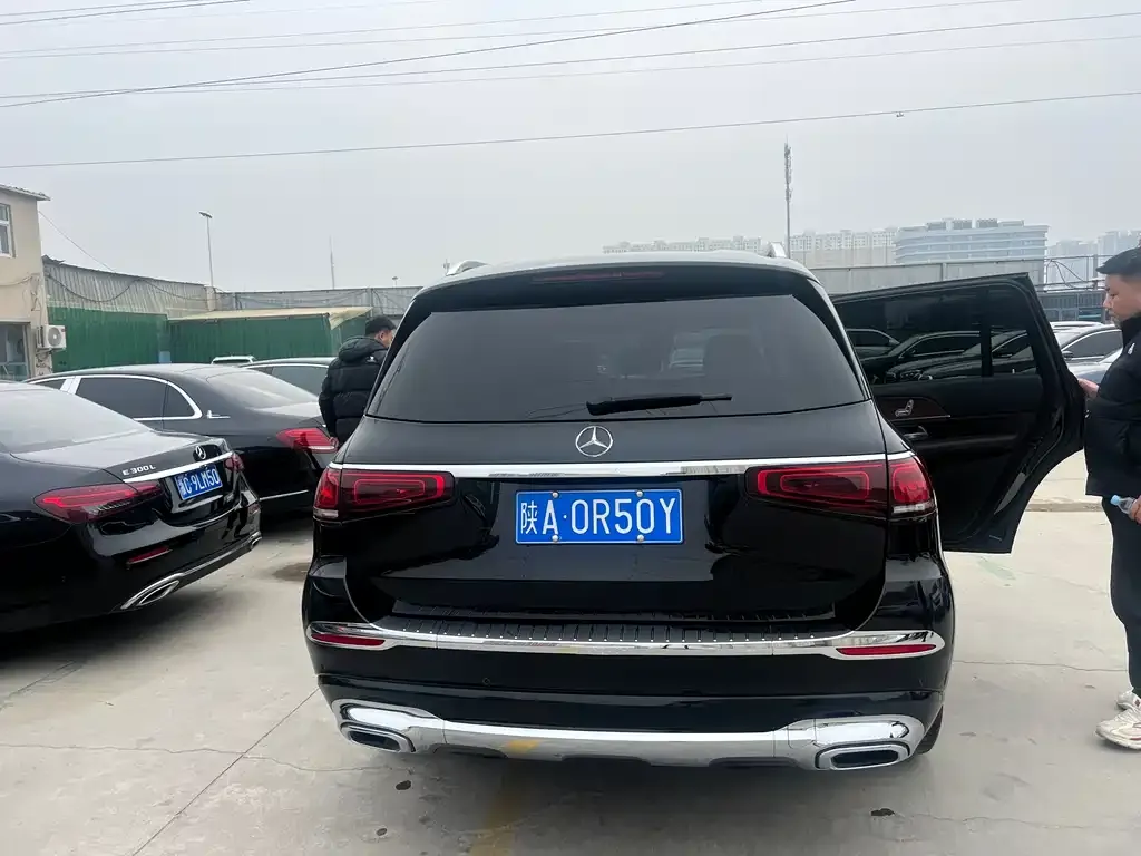 Mercedes-Benz GLS — фото 4