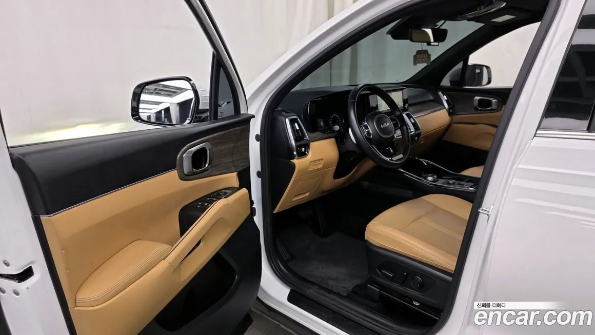 Kia Sorento — фото 7