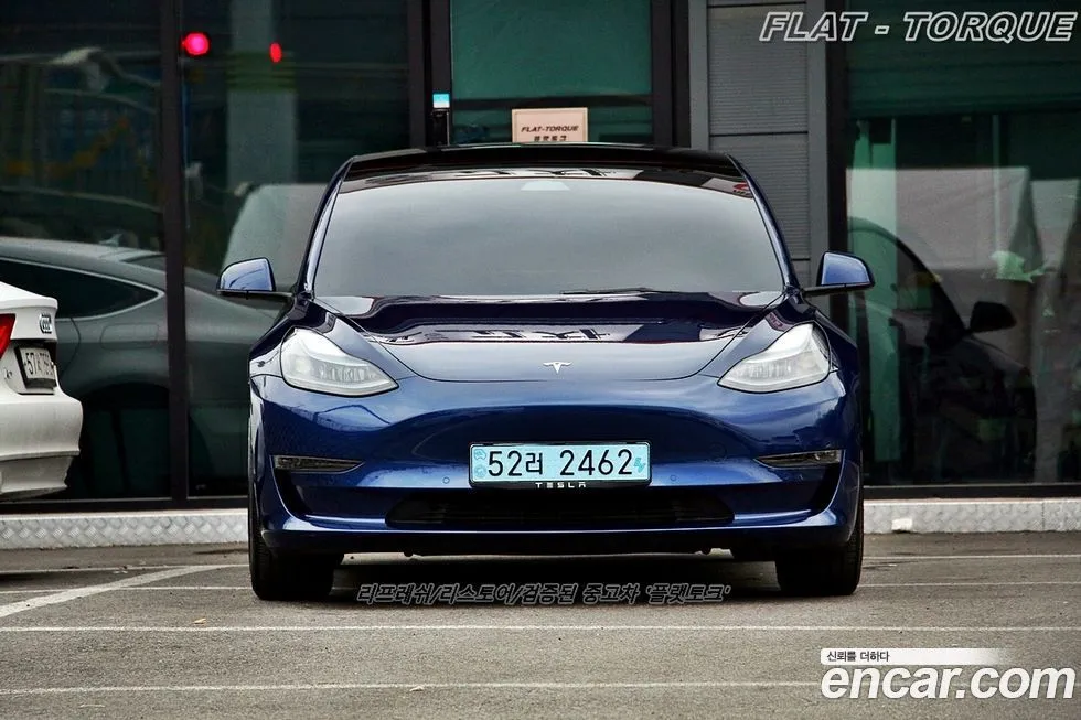 Tesla Model 3 — фото 2