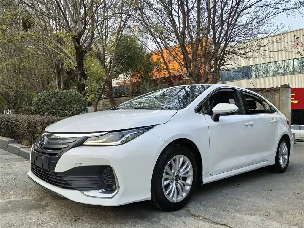 Toyota Allion — фото 1