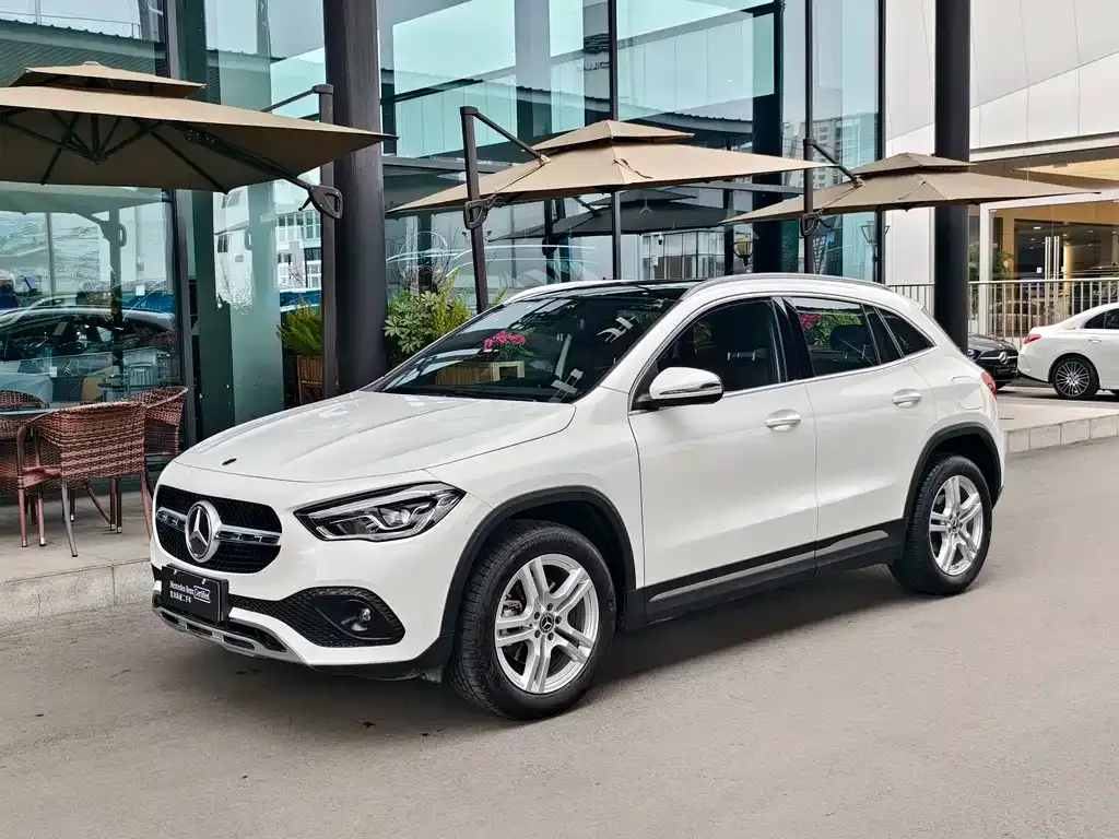 Mercedes-Benz GLA — фото 6