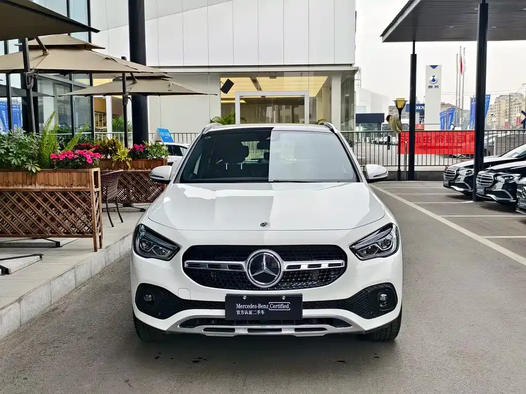 Mercedes-Benz GLA — фото 10