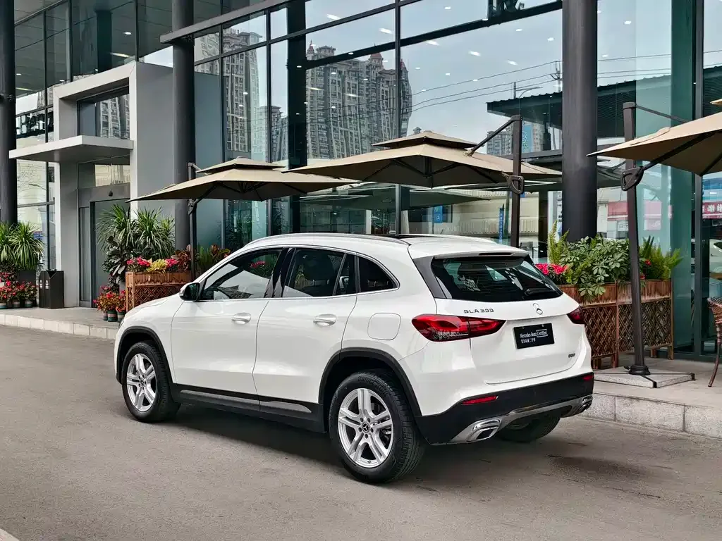 Mercedes-Benz GLA — фото 9