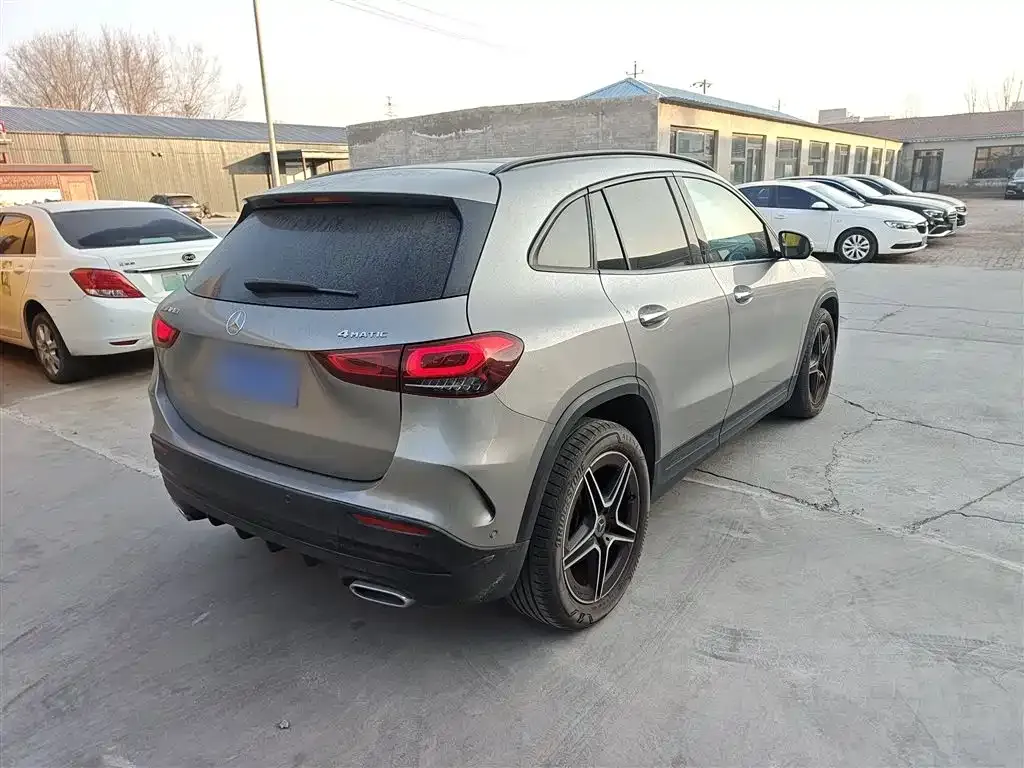 Mercedes-Benz GLA — фото 6