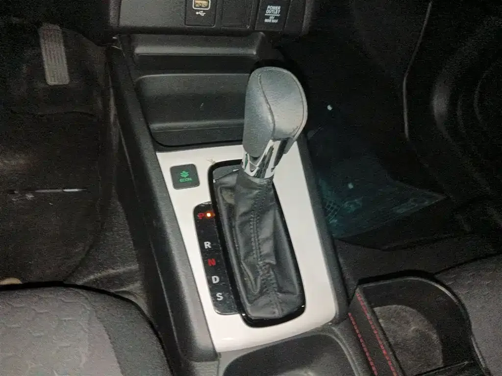 Honda Fit — фото 7
