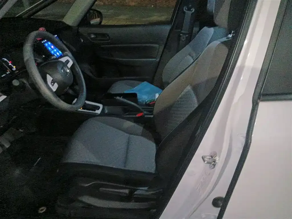 Honda Fit — фото 8