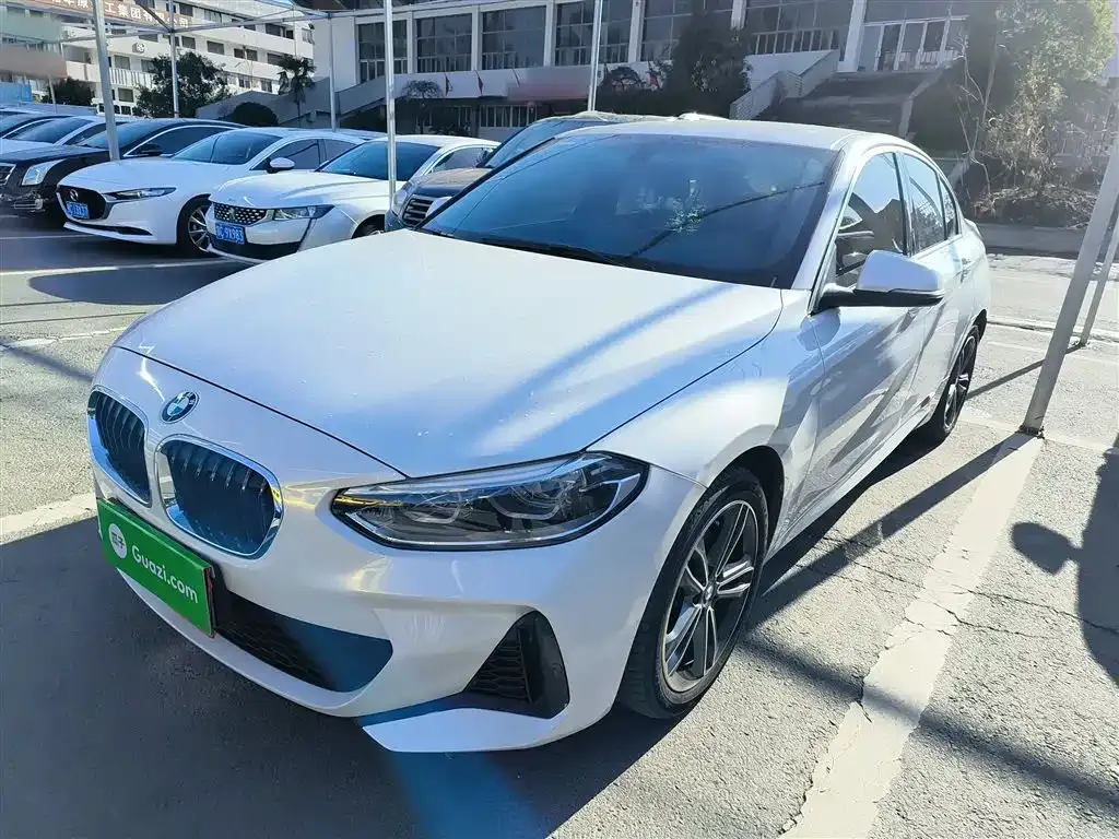 BMW 1 Series — фото 1