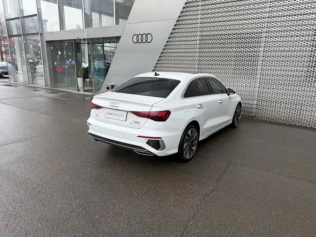 Audi A3 — фото 9