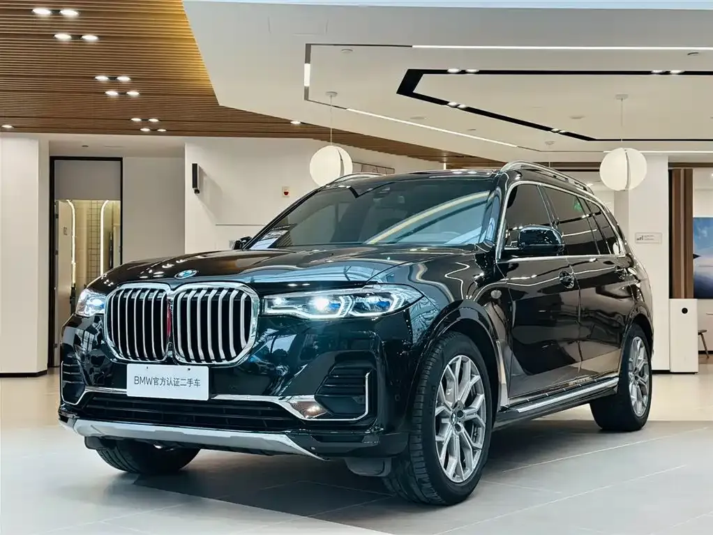 BMW X7 — фото 1