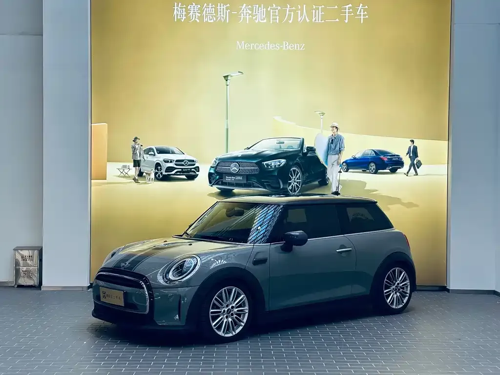MINI Cooper (3-door) — фото 1