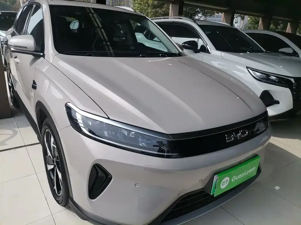 BYD Seal 05 DM-i — фото 10