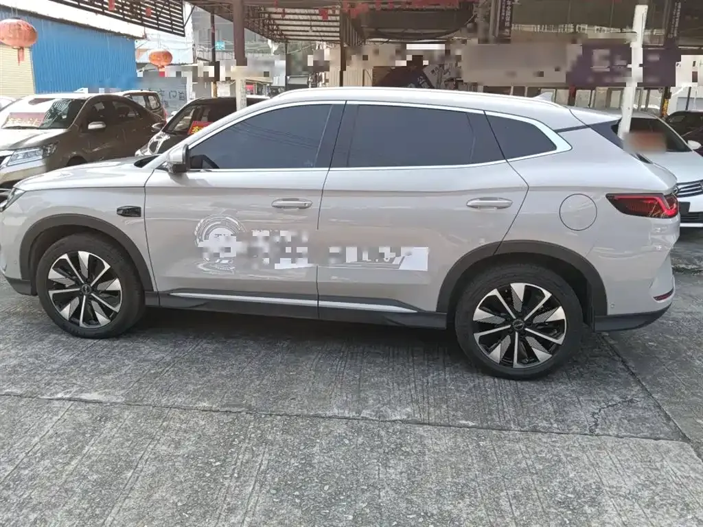 BYD PLUS New Energy — фото 5