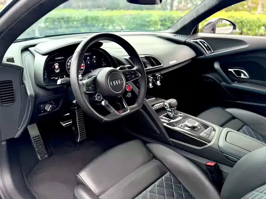 Audi R8 — фото 3