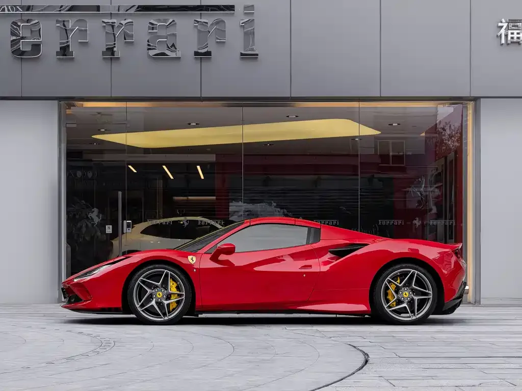 Ferrari F8 — фото 6