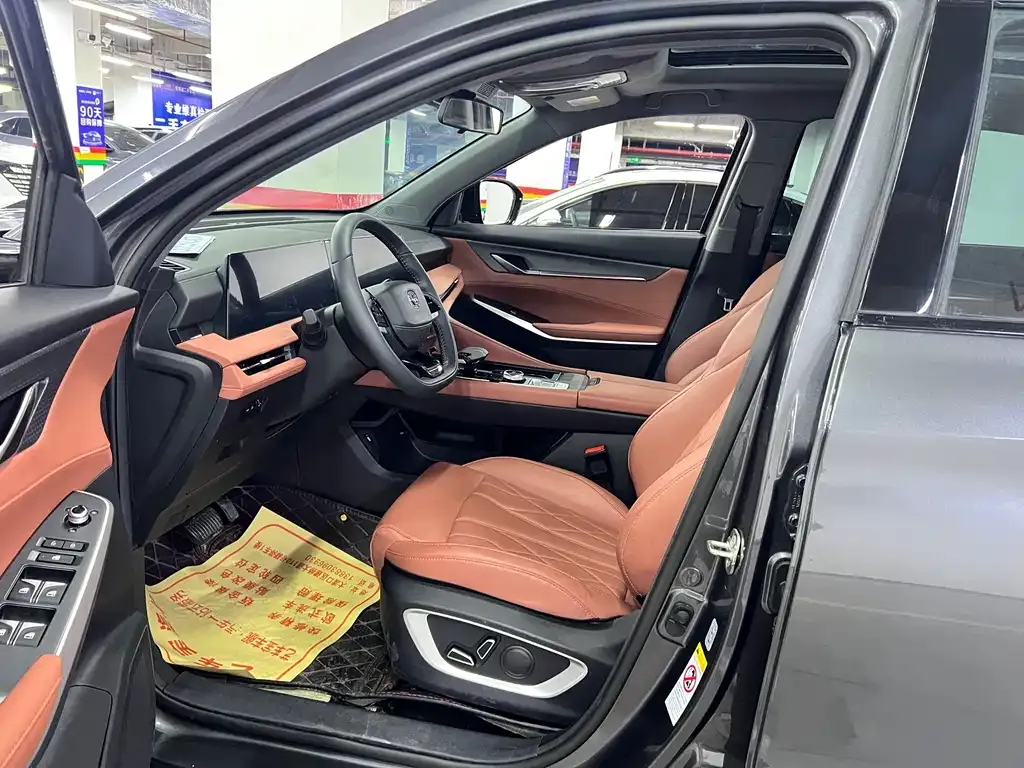 Changan CS75PLUS — фото 6