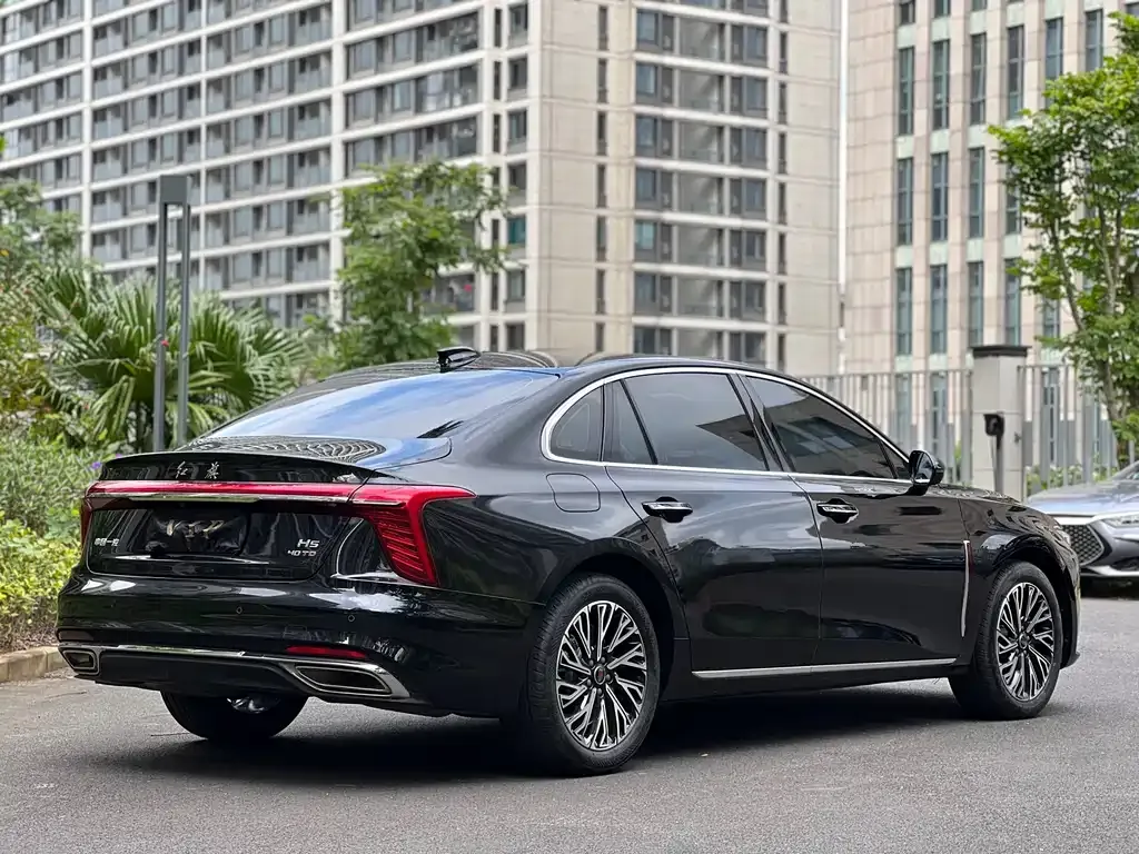 Hongqi H5 — фото 8