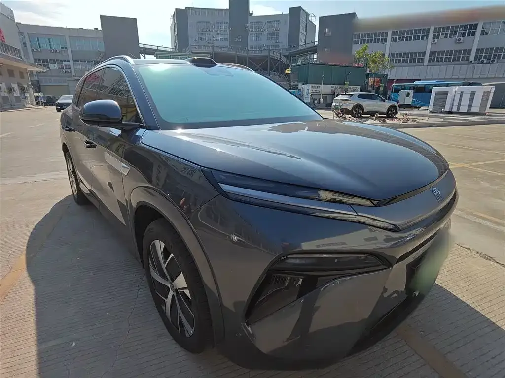 BYD Tang L — фото 2