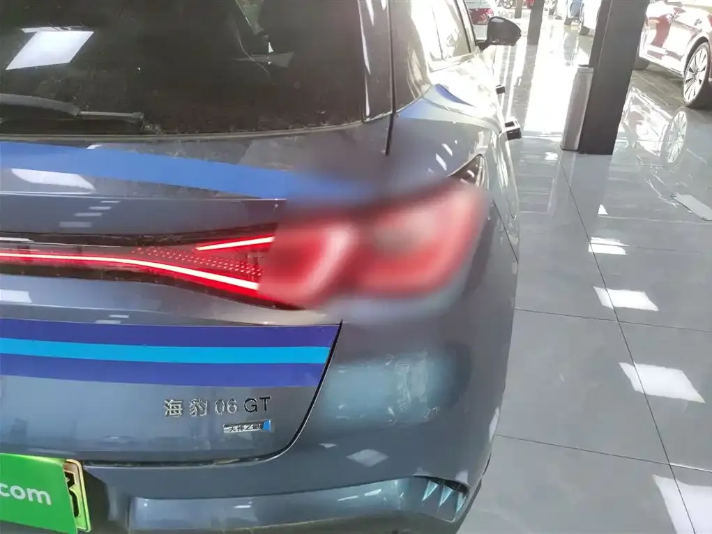 BYD Seal 06GT — фото 8