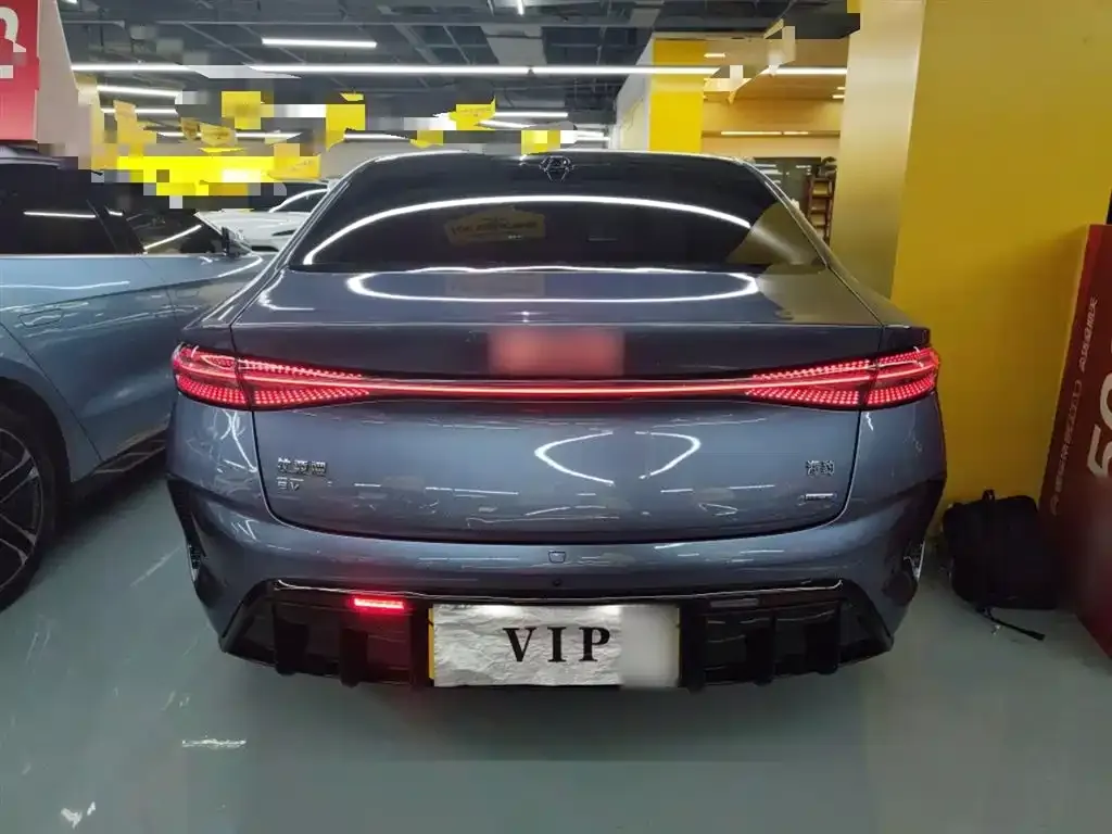 BYD Seal — фото 6