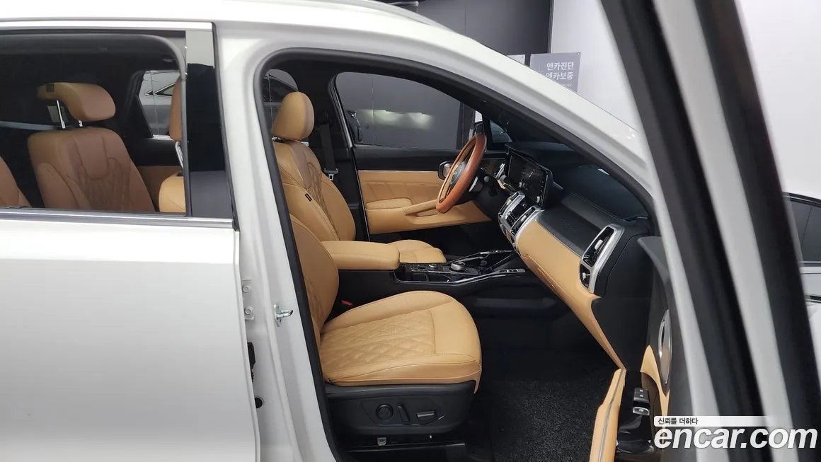 Kia Sorento — фото 10