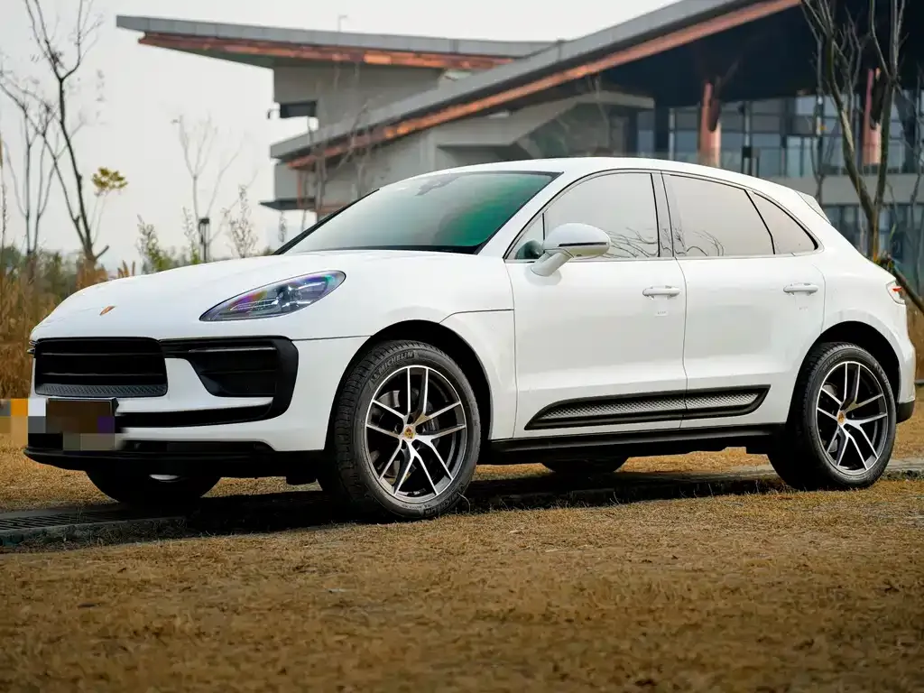 Porsche Macan — фото 1