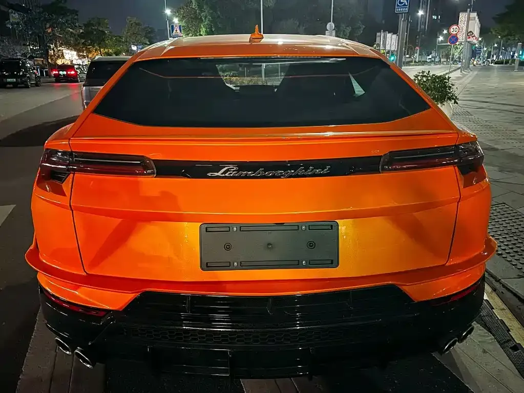 Lamborghini Urus — фото 5