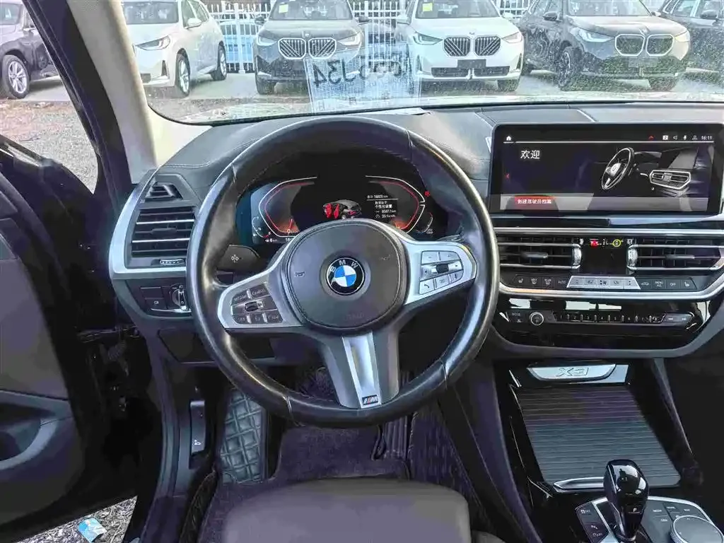 BMW X3 — фото 8