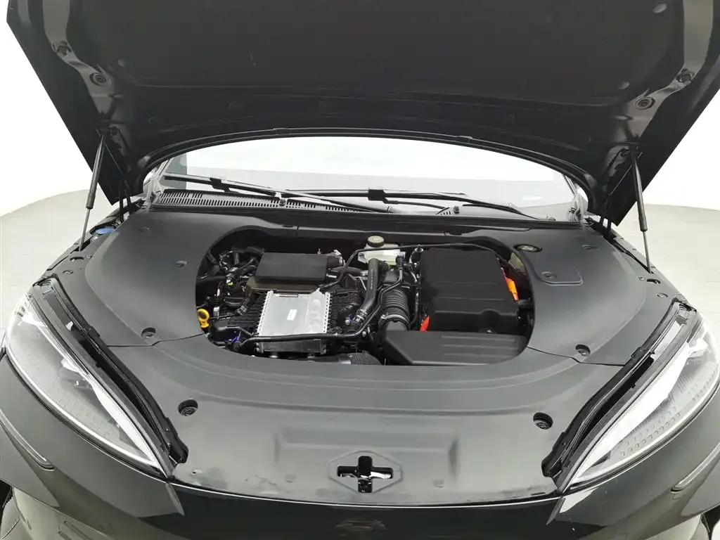 BYD Seal 07 DM-i — фото 10