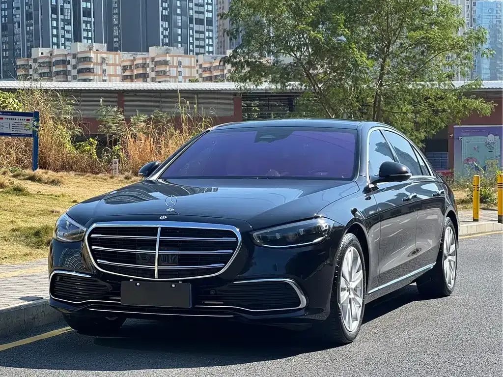 Mercedes-Benz S-Class — фото 1