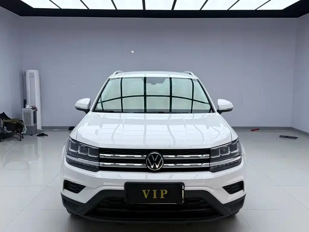 Volkswagen Tharu — фото 2