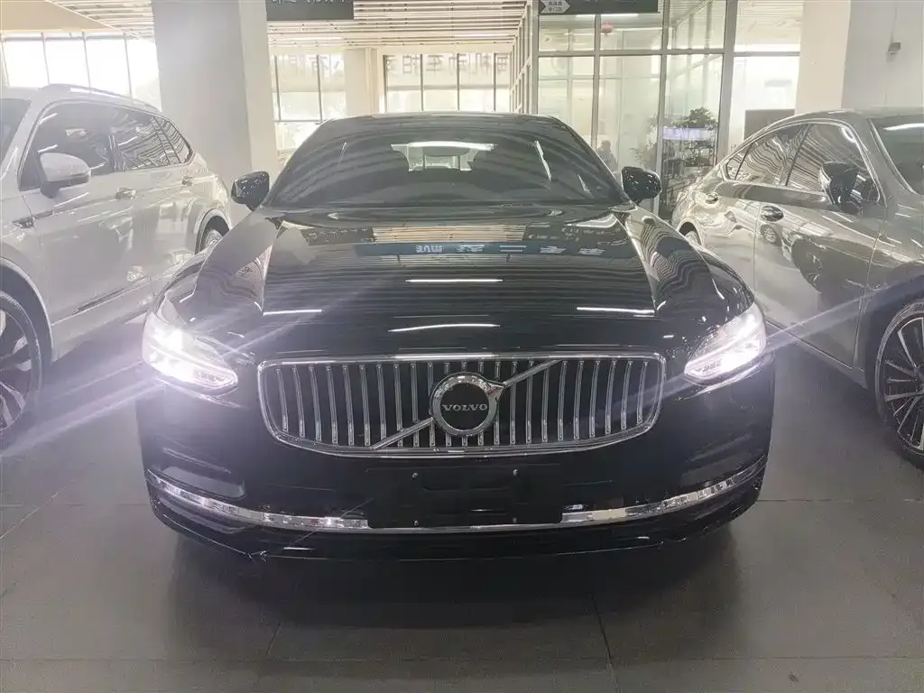 Volvo S90 — фото 6