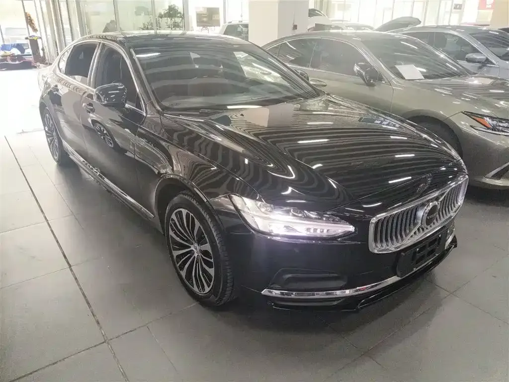 Volvo S90 — фото 4