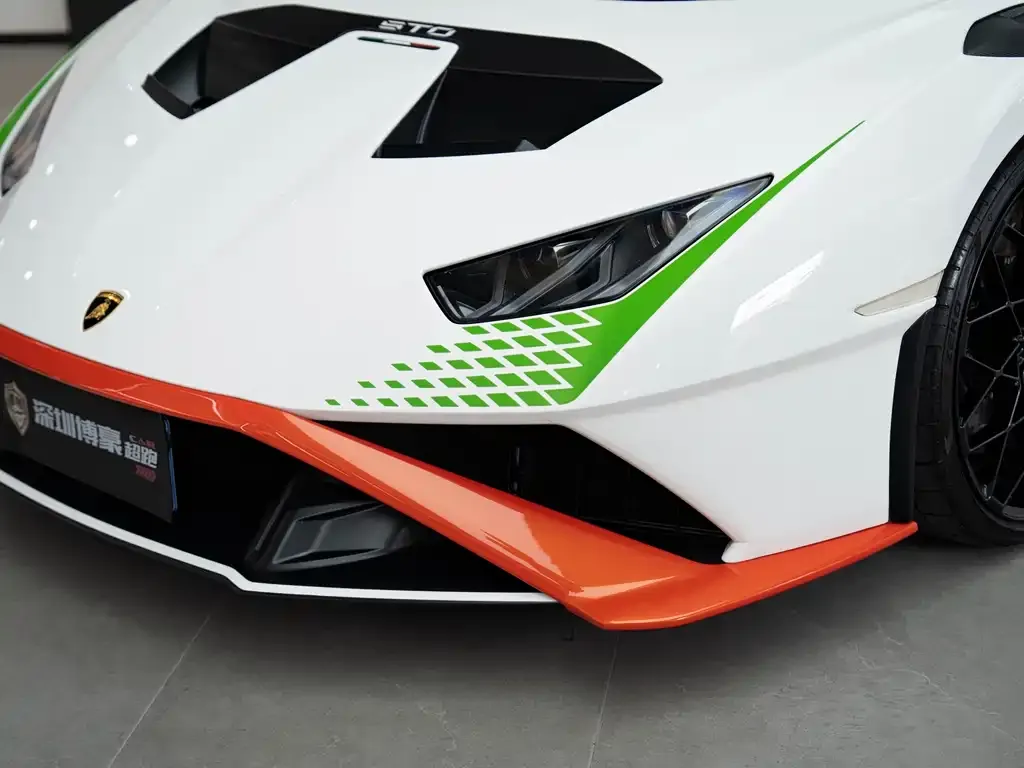 Lamborghini Huracan — фото 9