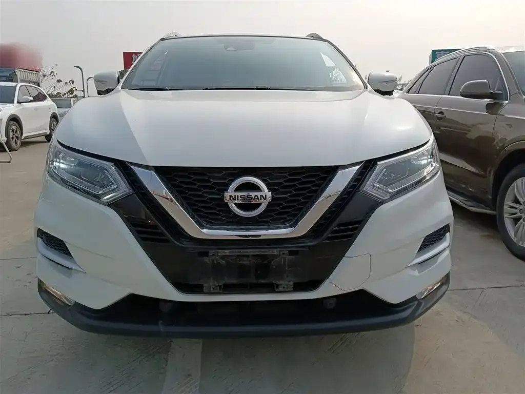 Nissan Qashqai — фото 4