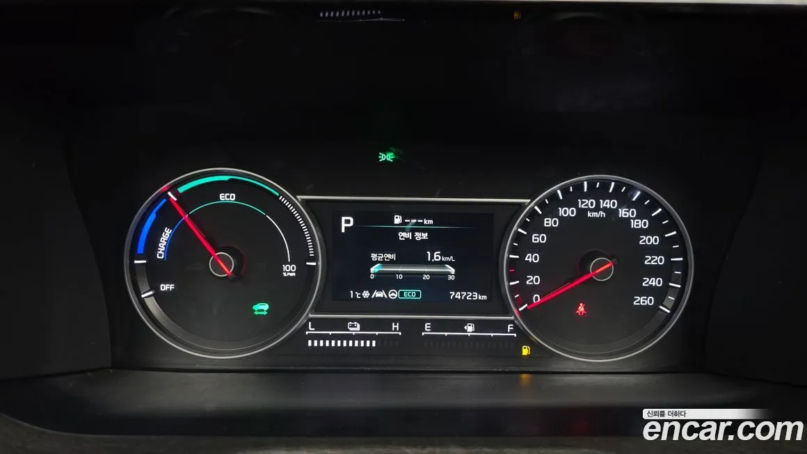 Kia Sorento — фото 7