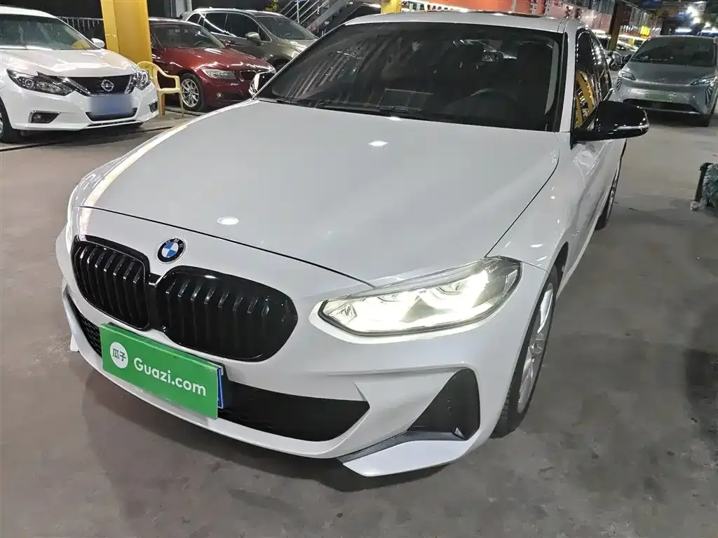 BMW 1 Series — фото 1