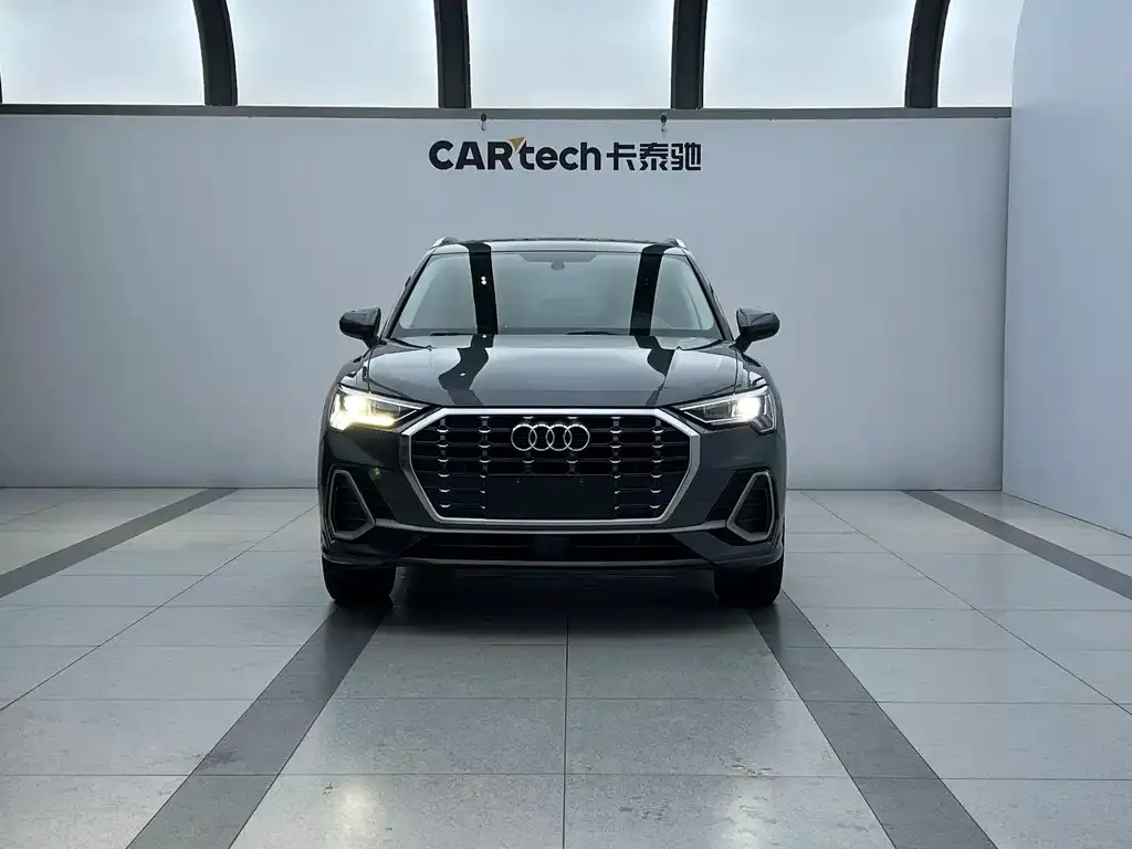Audi Q3 — фото 2