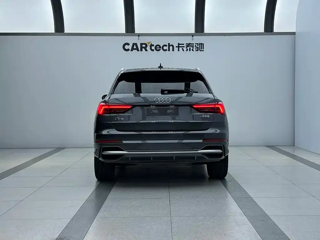 Audi Q3 — фото 4
