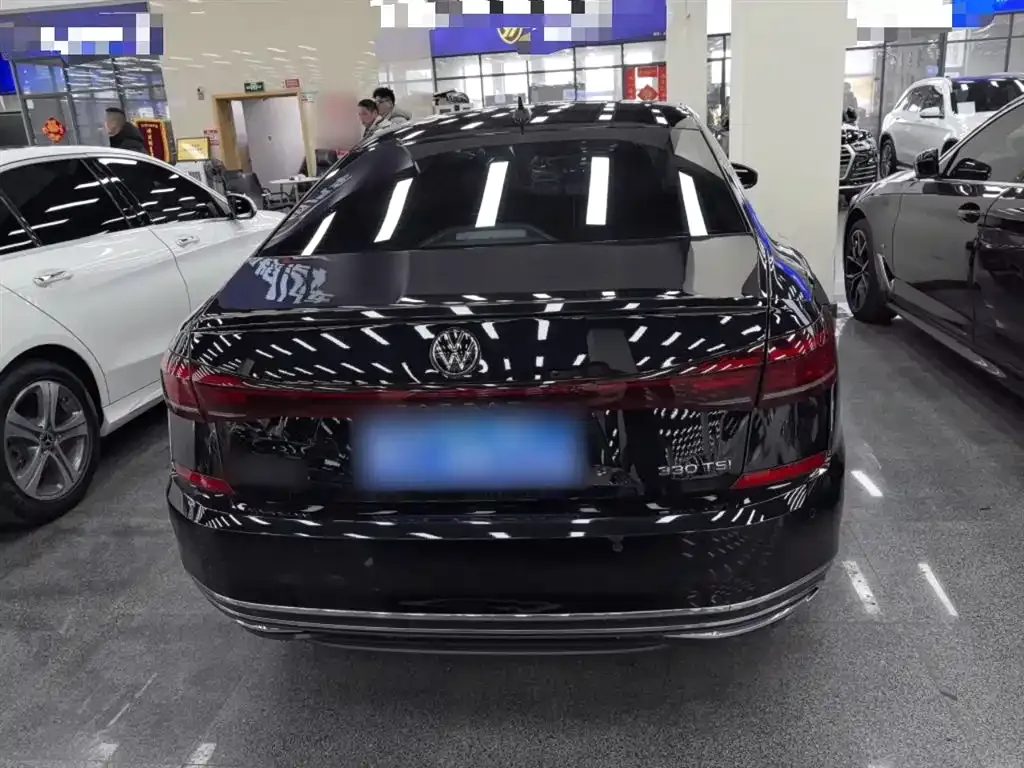 Volkswagen Passat — фото 2