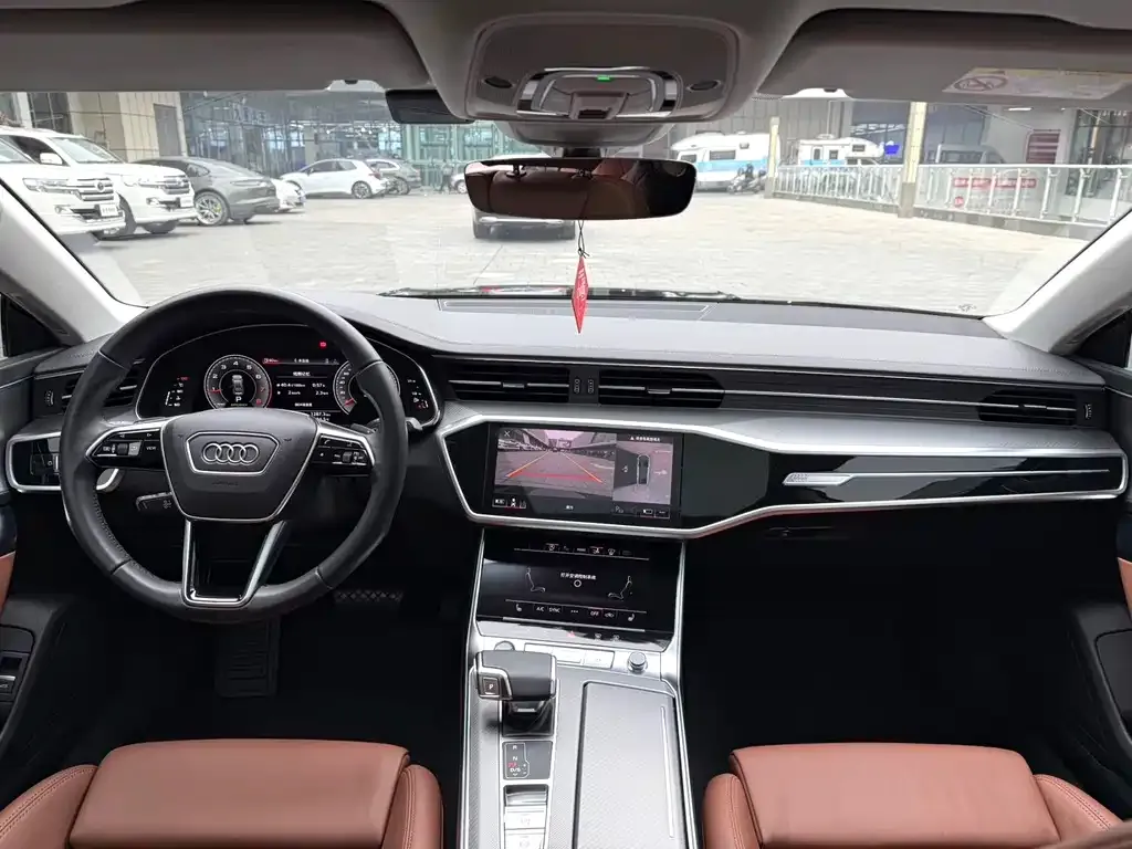 Audi A7 — фото 2