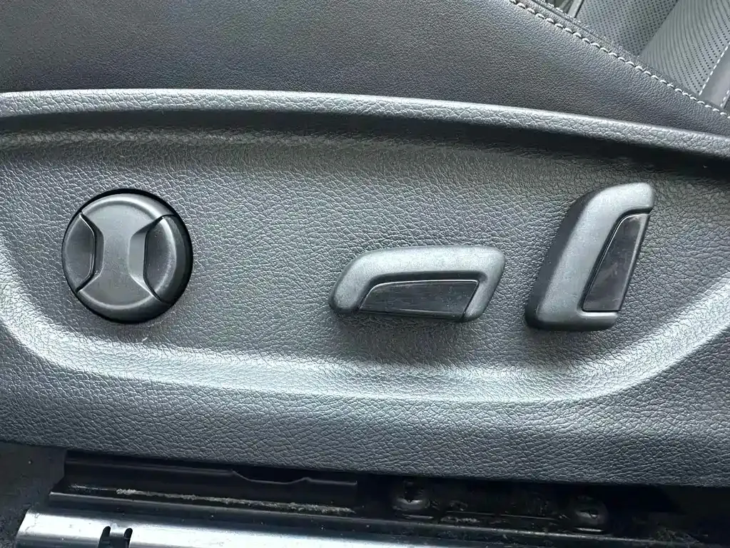 Skoda Octavia — фото 10