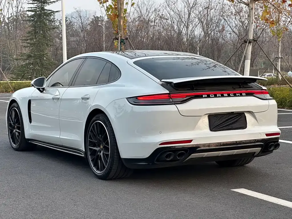 Porsche Panamera — фото 8