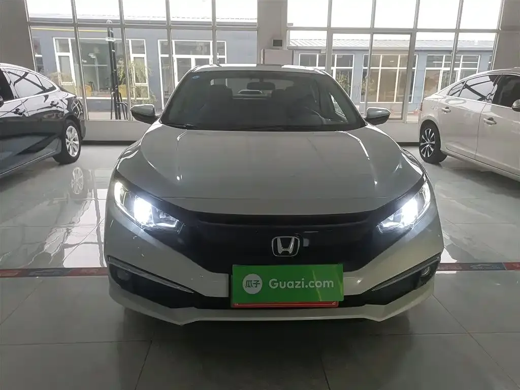 Honda Civic — фото 5